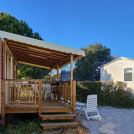 Savina Camping Le Lac Des Reves * Lattes